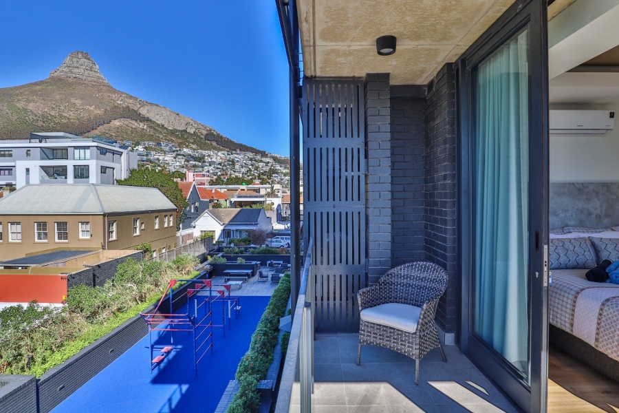 1 Bedroom Property for Sale in Sea Point Western Cape